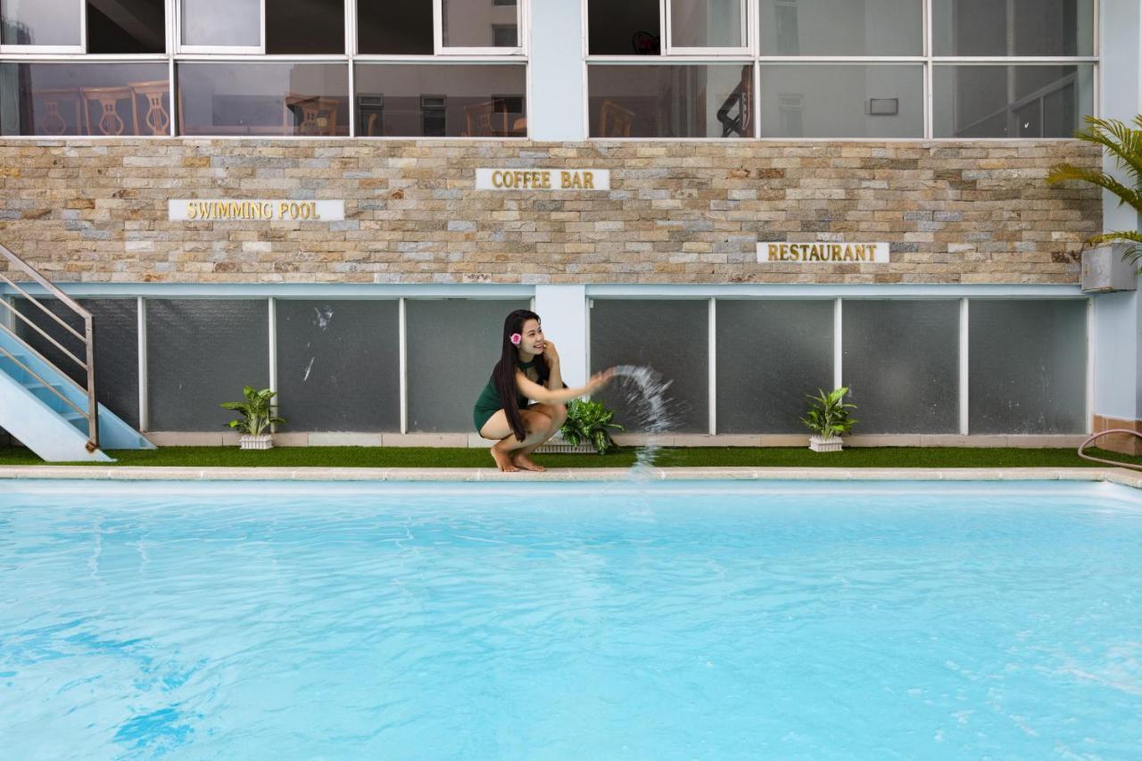 Centersea Hotel Нячанг Экстерьер фото